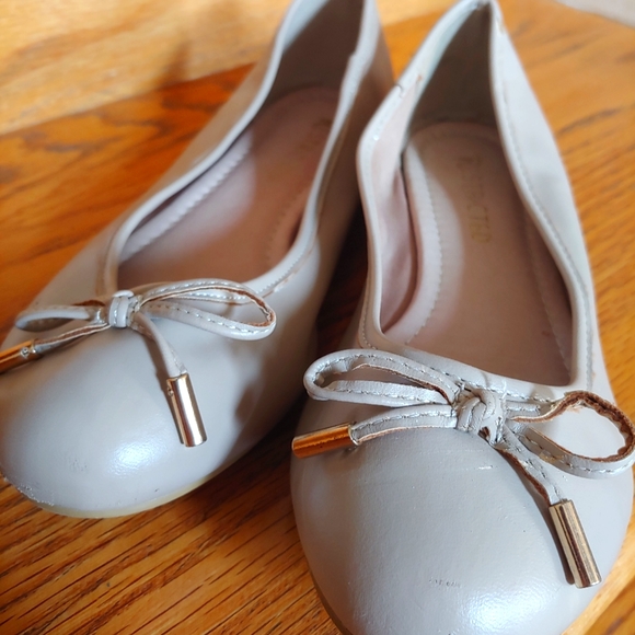 Restricted Nude Clayton Ballet Flats - Picture 4 of 5